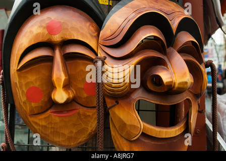 Holzmasken für Verkauf in Insadong Markt in Seoul Südkorea Stockfoto