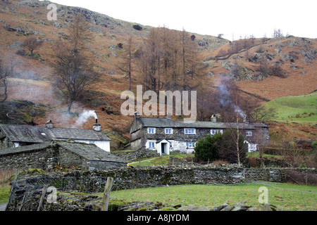 Niedrige Tilberthwaite Cottages Stockfoto