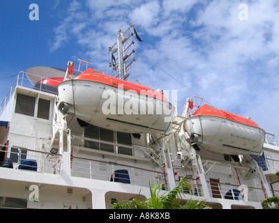 Die kleine Kreuzfahrt Schiff Hebridean Spirit angedockt an V und einem Waterfront Kapstadt Soth Afrika Stockfoto