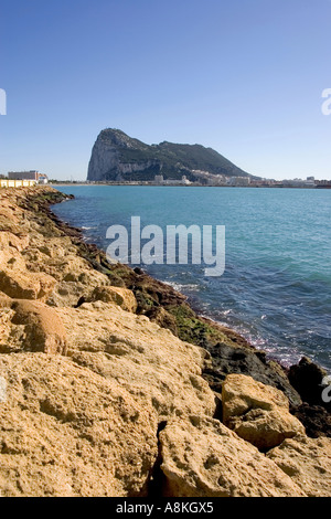 Blick auf das Meer, Gibraltar von La Linea in Spanien an der Costa Del Sol Stockfoto