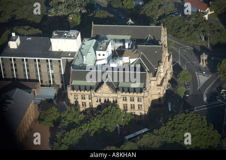 Hohen Niveau schrägen halb Luftbild östlich Landtitel Gebäude aus dem Anfang der Sydney Tower in Sydney New South Wales NSW Austral Stockfoto