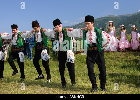 Tänzer, Rose Festival, Rose, Kommissionierung, Karlovo, Bulgarien Stockfoto