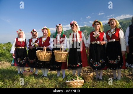 Folklore-Gruppe, Sänger, Rose Festival, Karlovo, Bulgarien Stockfoto