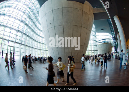 Innere des spektakulären neuen Tokyo National Art Center in Tokio Japan Stockfoto