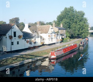 Blick vom Fort St George Bridge Ruderer Fluss Cam cambridge Stockfoto