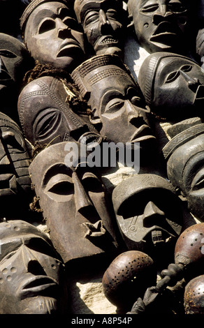 Masken im niederländischen Reform Kirche Kunsthandwerksmarkt, Lusaka, Sambia Stockfoto