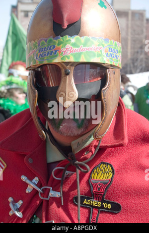 Winter-Karneval Vulcan König des Feuers am St. Patricks Day Parade. St Paul Minnesota USA Stockfoto