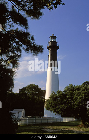 Blick auf den Leuchtturm befindet sich im Hunting Island State Park South Carolina Stockfoto