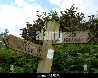 USK Valley Spaziergang Llantrisant South Wales Großbritannien 2004 Stockfoto