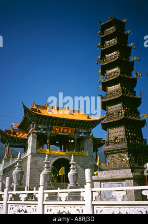 China Yunnan Guanyin Göttin der Barmherzigkeit Tempel Bronze-Pagode Stockfoto