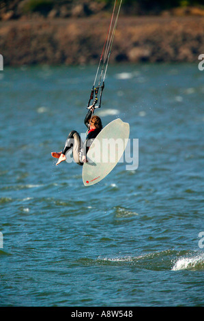 Kite-boarding in der Columbia River Columbia River Gorge National Scenic Area Lake Hood-Oregon Stockfoto