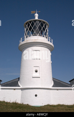 Leuchtturm auf Caldey Island, Pembrokeshire, Wales, Vereinigtes Königreich Stockfoto