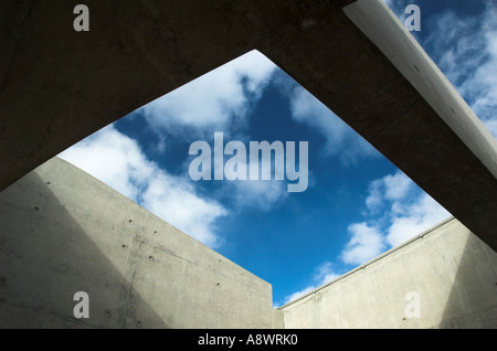 Ein Fenster auf den Himmel. Stockfoto