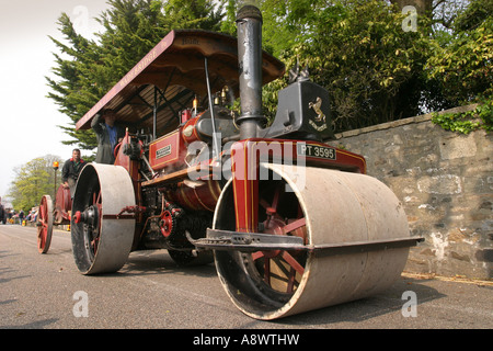 Dampf-Straßenwalze hinauf Camborne Hügel Cornwall UK Stockfoto