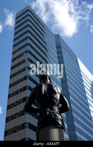 Unabhängigkeitsplatz Statue von Raymond Kaskey Charlotte North Carolina Stockfoto