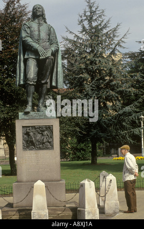 John Bunyan Statue [St Peters Park] Bedford Bedfordshire HOMER SYKES Stockfoto