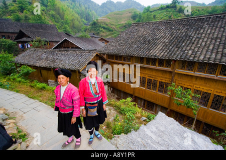 Langhaarige Yao chinesische Volksgruppe oben Ping ein Dorf Longsheng China Stockfoto