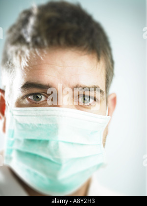 Nahaufnahme von Gesundheit Arbeiter tragen Masken, die Ausbreitung der Infektion zu stoppen Stockfoto