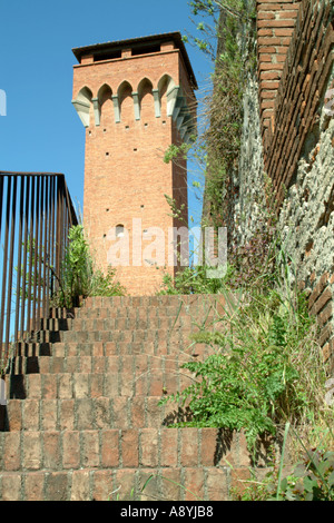 Die alte Festung Zitadelle und Guelph Turm in Pisa-Toskana-Italien-Europa-EU Stockfoto