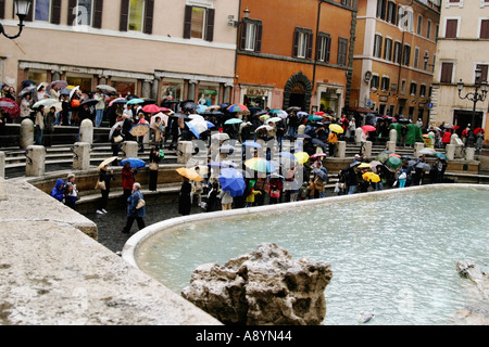 Menschen bei der Trevi-Brunnen-Italien Stockfoto