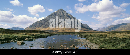 Schottischen Highlands Buachaille Etive Mor im zeitigen Frühjahr zwischen Bridge of Orchy & Glencoe auf Rannoch Moor Stockfoto