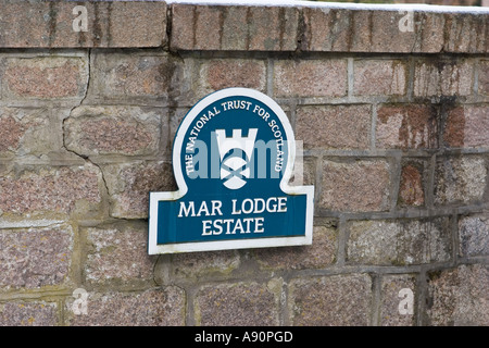 Mar Lodge Estate unterzeichnen, Cairngorms National Park, Schottland, Großbritannien Stockfoto