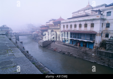 Brennend Ghats am Pashupatinath, Nepal Stockfoto