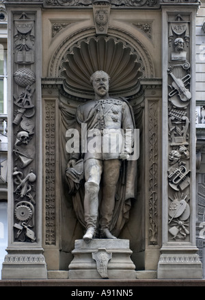 Statue von Edward VII auf Temple Bar Memorial Fleet Street London England Stockfoto