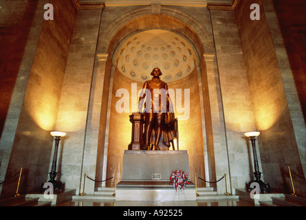 George Washington Masonic National Memorial Tempel Alexandria Virginia statue Stockfoto