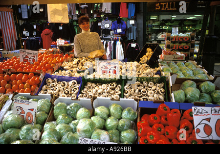 Brixton Markt Elektro Lane South London hat eine breite Palette von karibischen ethnische und ungewöhnliche Obst und Gemüse. Stockfoto