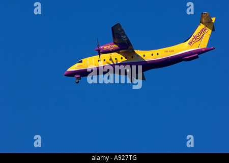 Flugzeug nähert sich Landvetter Airport, Göteborg, Schweden Stockfoto