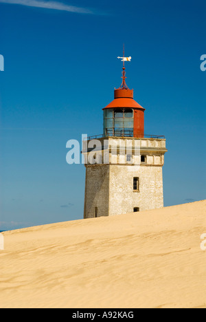 Leuchtturm begraben durch eine Verschiebung Sanddüne bei Rubjerg nahe Loekken, Jütland, Dänemark Stockfoto