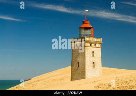 Leuchtturm begraben durch eine Verschiebung Sanddüne bei Rubjerg nahe Loekken, Jütland, Dänemark Stockfoto