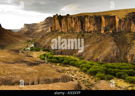 Sonnenuntergang am Rio Pinturas Schlucht, Höhle der Hände, Patagonien, Provinz Santa Cruz, Argentinien Stockfoto