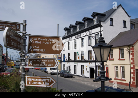 Ardara Grafschaft Donegal Irland Main Street und das Nesbitt Arms Hotel aus der Diamant Stockfoto