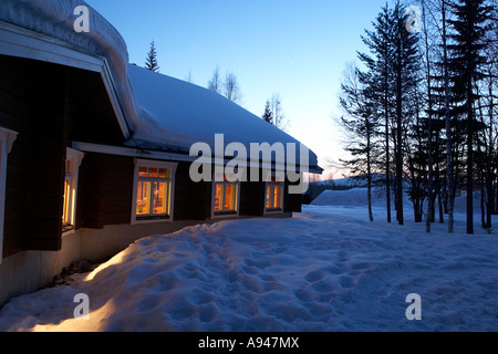 Maschinenbordbuch-Kabinen im Schneedorf Lainio Snow Village Yllas, Finnland (Lappland) Stockfoto
