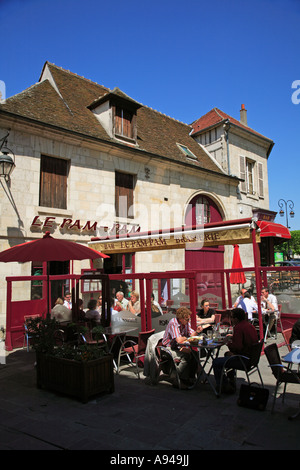 Brasserie Pam Pam in Compiègne Stockfoto