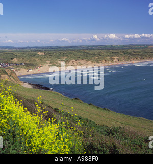 Blick nach Süden über Saunton Sands und Braunton Burrows Naturschutzgebiet mit kleinen Surf North Devon England Stockfoto