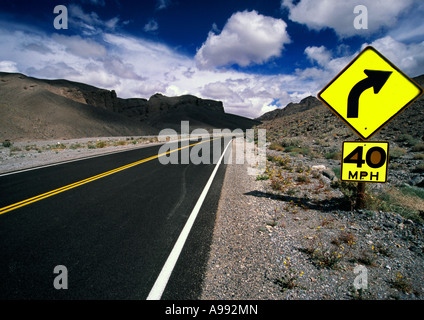 Death Valley Nationalpark Kalifornien USA Autobahn Zeichen Stockfoto