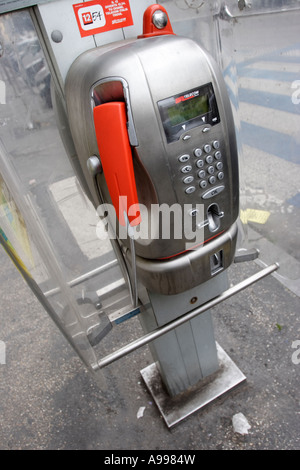 Eine Telefonzelle Puntotel Telecom Italia in Rom Stockfoto