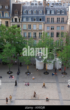 view of square from Georges Pompidou Centre,  Paris, France Stockfoto