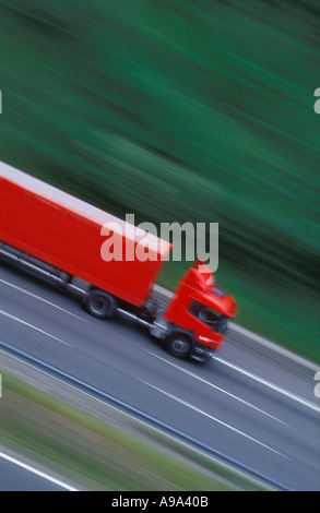 LKW Geschwindigkeit auf M5 Nr. Taunton England UK Stockfoto