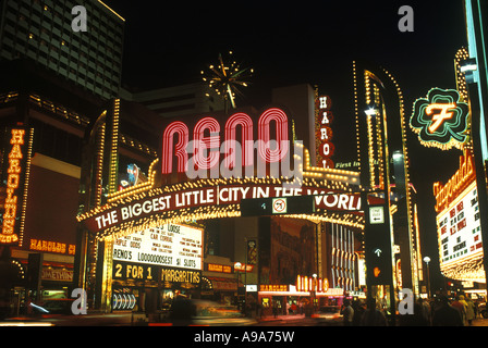 1992 historische RENO NEON TORBOGEN ZEICHEN VICTORIA STREET RENO NEVADA USA Stockfoto