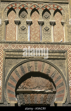 ARABISCHE TÜR MEZQUITA CORDOBA ANDALUSIEN SPANIEN Stockfoto