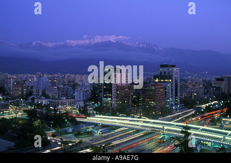 APOQUINDO SKYLINE ANDEN SANTIAGO CHILE Stockfoto