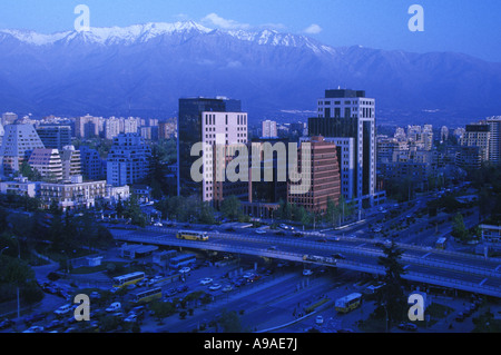 APOQUINDO SKYLINE ANDEN SANTIAGO CHILE Stockfoto