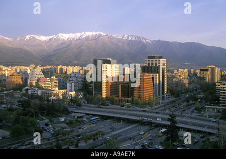 APOQUINDO SKYLINE ANDEN SANTIAGO CHILE Stockfoto