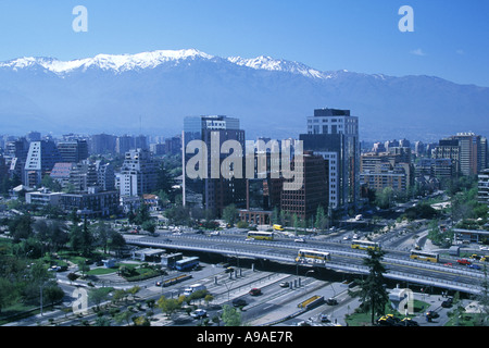 APOQUINDO SKYLINE ANDEN SANTIAGO CHILE Stockfoto