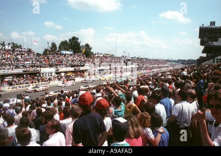 Le Mans Line-up für das Start Auto Automobil Fahrzeug Stockfoto