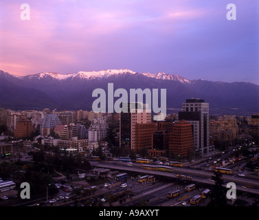 APOQUINDO SKYLINE ANDEN SANTIAGO CHILE Stockfoto